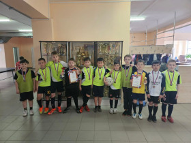 Турнир «ШФЛ» по мини-футболу среди команд школ города Донского.